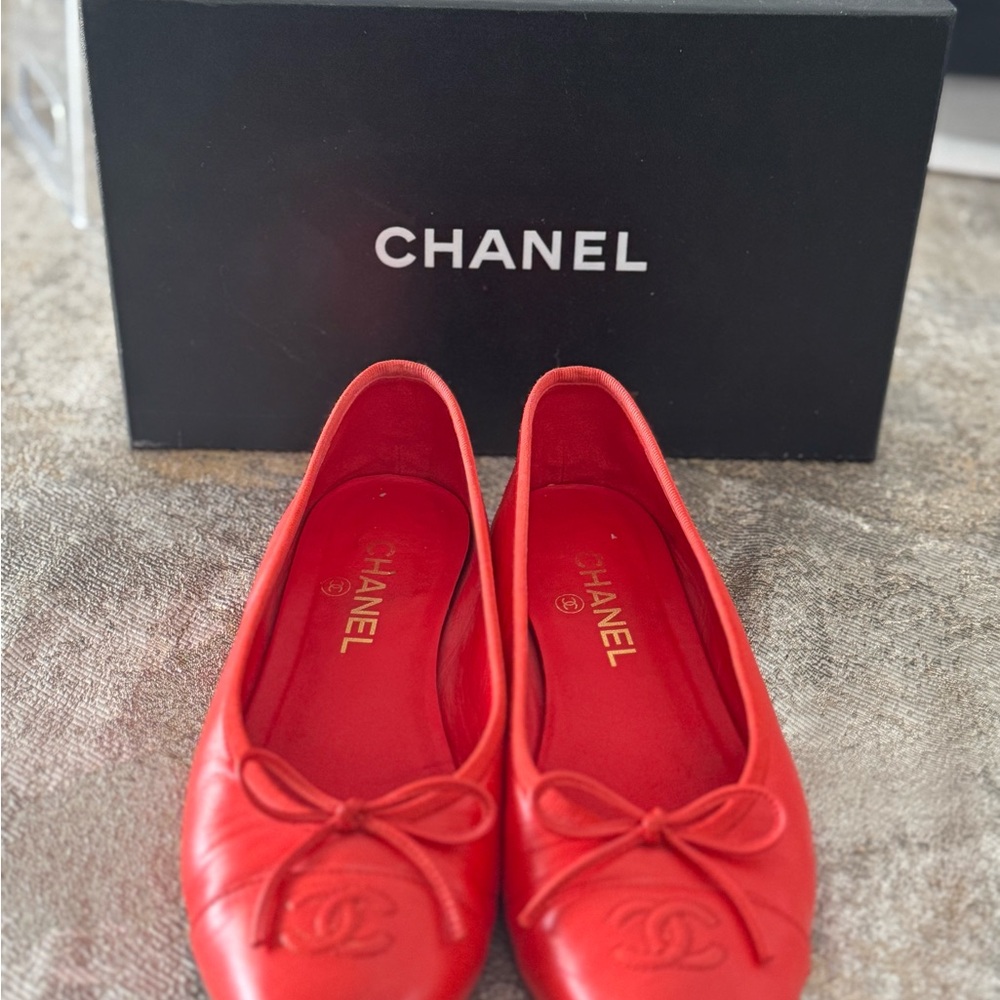 CHANEL Women's Vibrant Red Flats